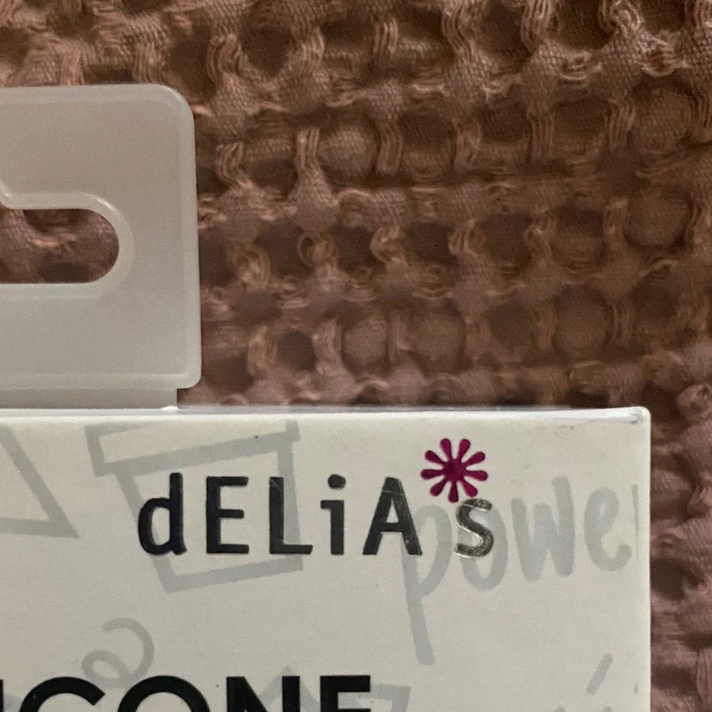dELiA*s White and Black Design with Pink Accent